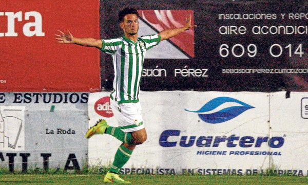 hinojosa-e1416487205628.jpg