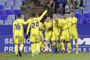 El Cádiz celebra el primero, Abdullah clave con el pase